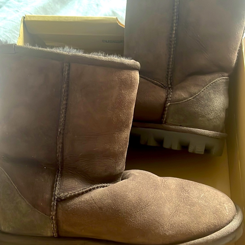 UGGS, brown, short and warm. Worn once